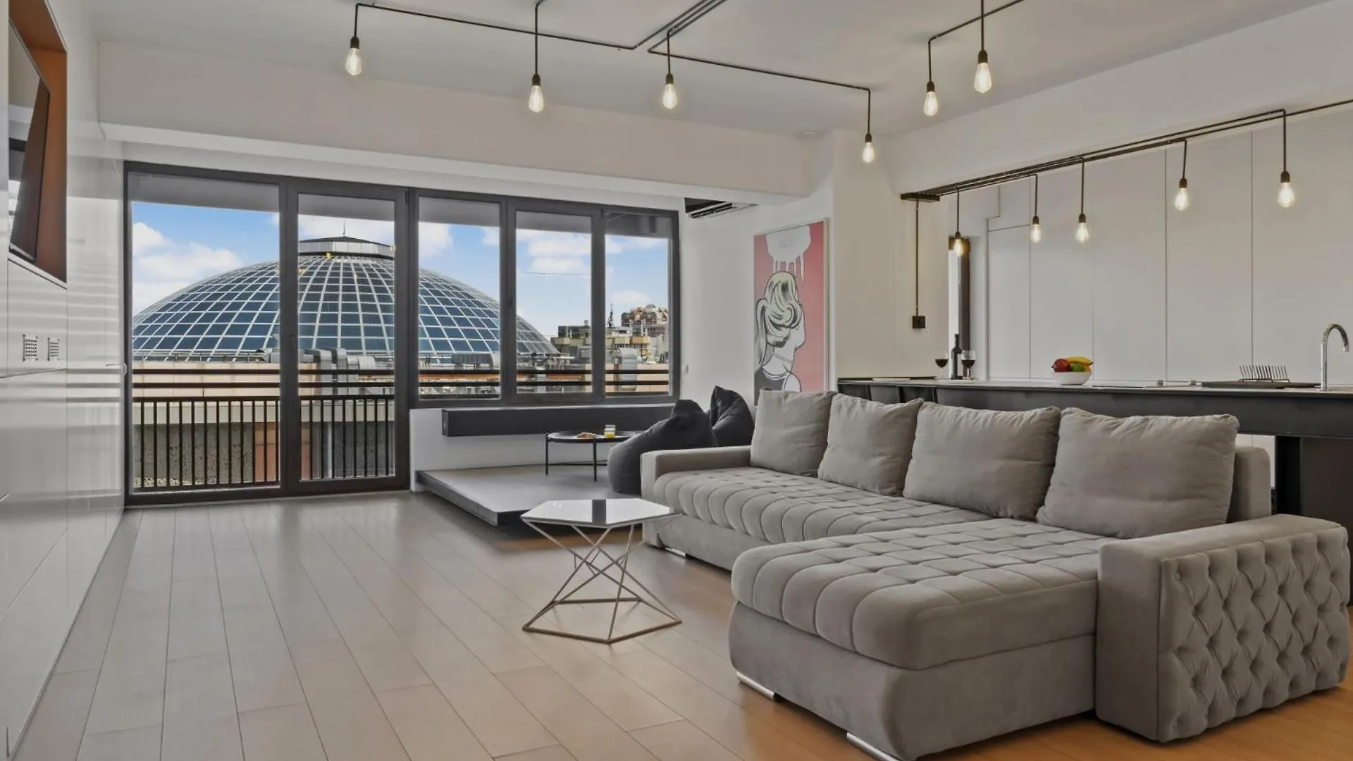 Rh Apartment - Opposite Bucharest Mall, Metro, Balcony - Rh Living România