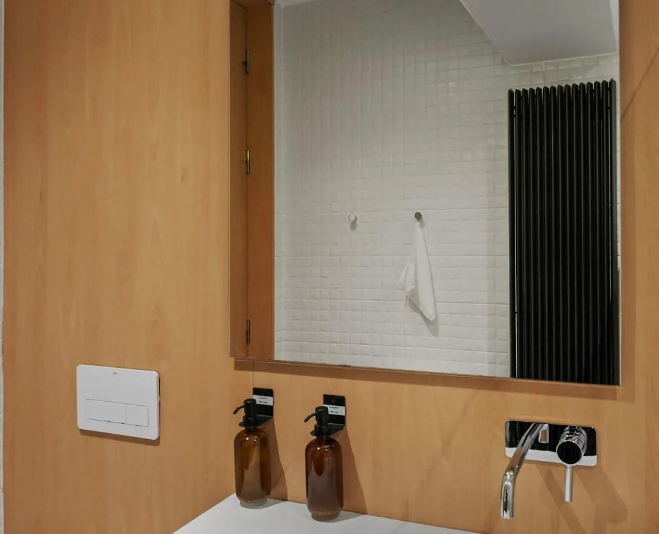 Rh Apartment - Opposite Bucharest Mall, Metro, Balcony - Rh Living
